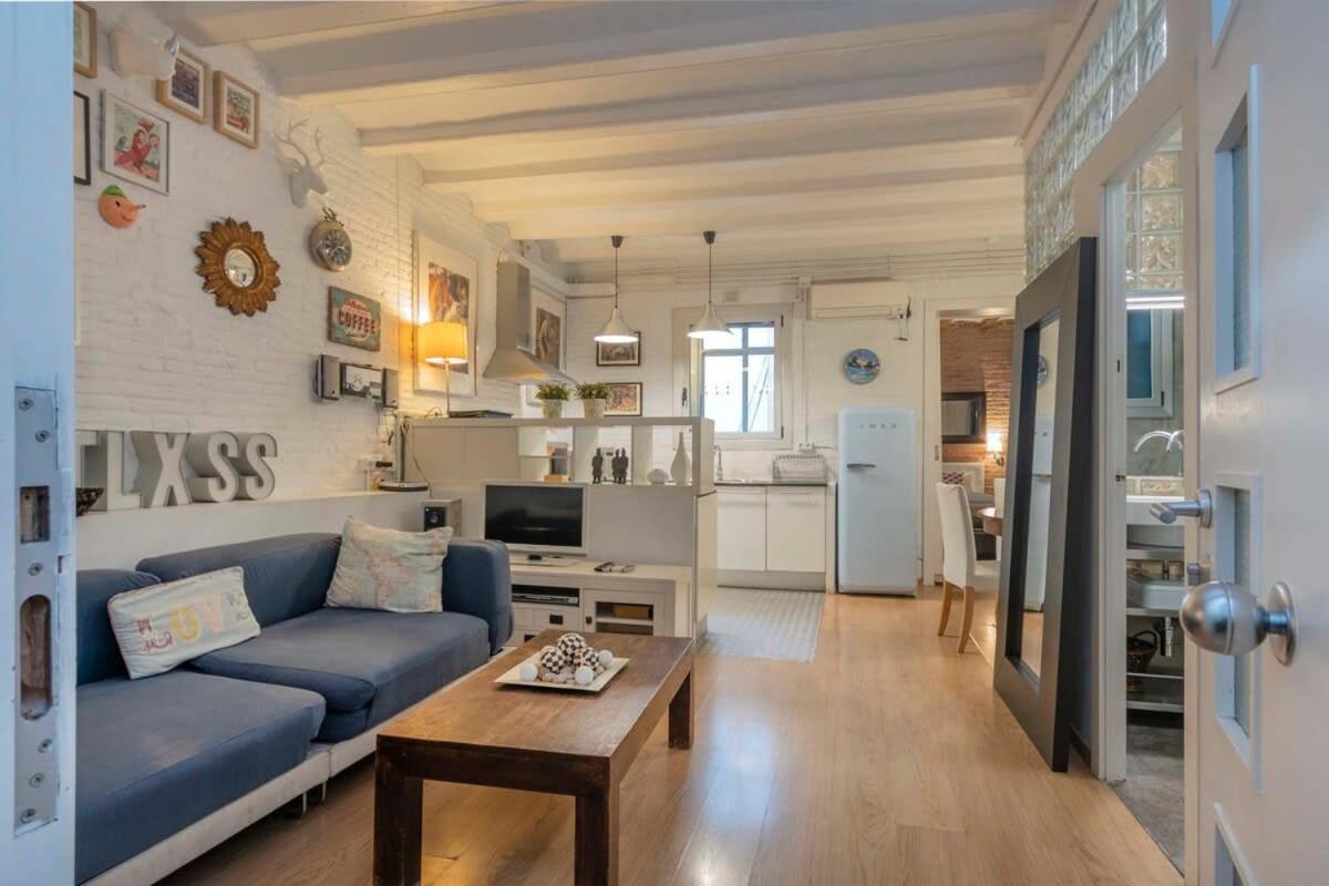 Exclusive 2 Bedroom Apartment In The City Center Barcelona Luaran gambar