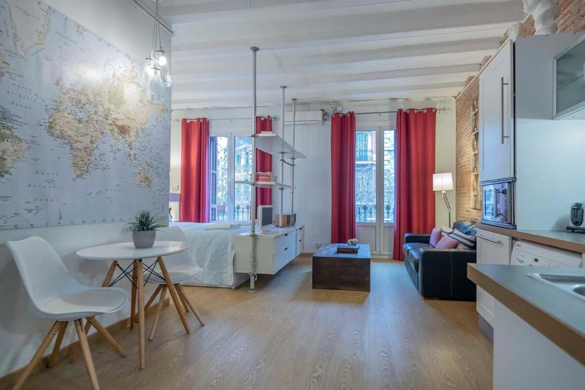 Exclusive 2 Bedroom Apartment In The City Center Barcelona Luaran gambar